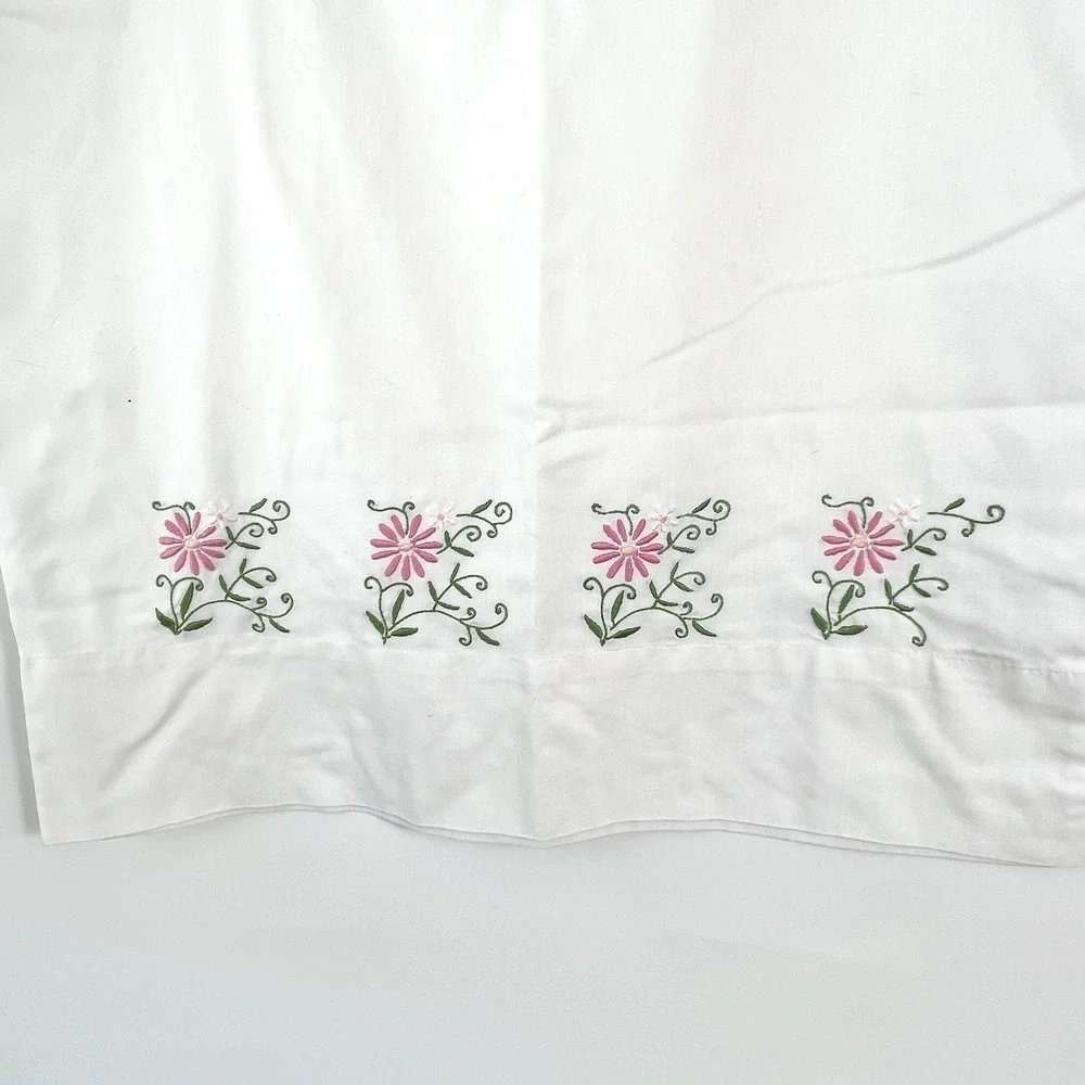Vintage Hand Embroidered Kmart Standard Pillowcase‎ White Floral USA